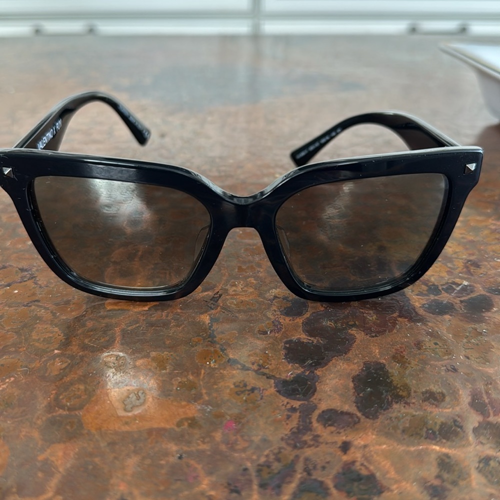 Valentino black sunglasses with mirrored lenses
